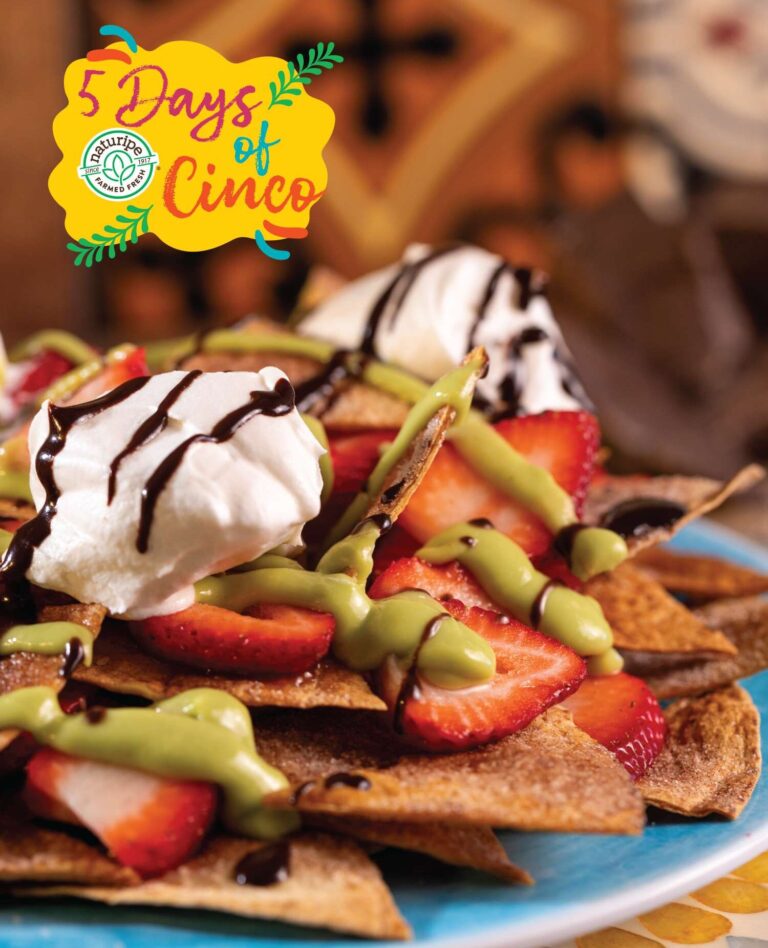 guacamole and strawberry nachos
